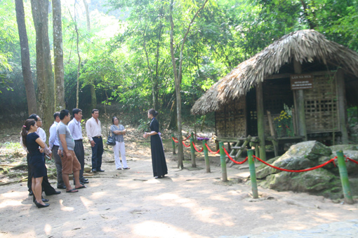 Sơn Dương - Thủ đô kháng chiến ảnh 1